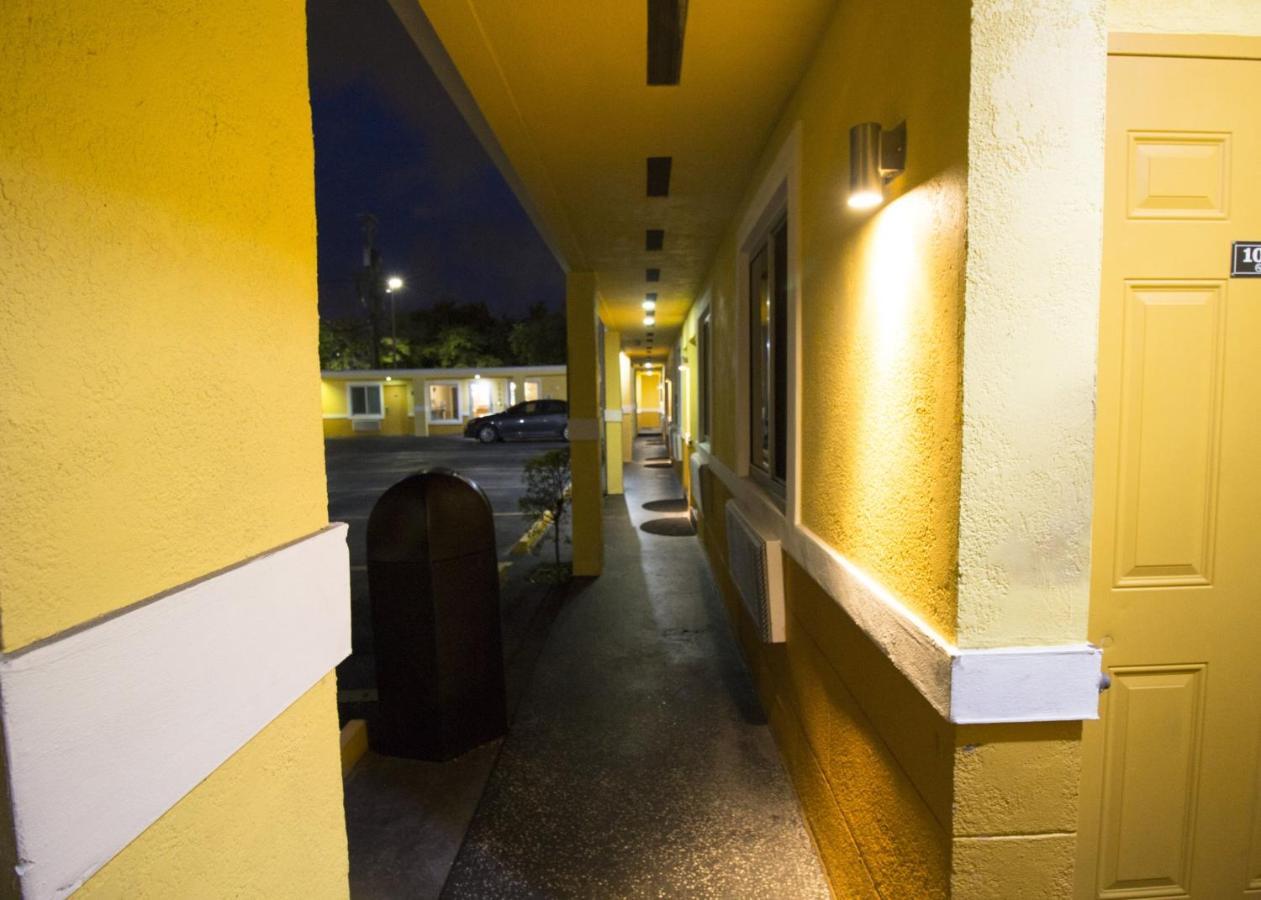 Belvedere Inn Miramar Extérieur photo